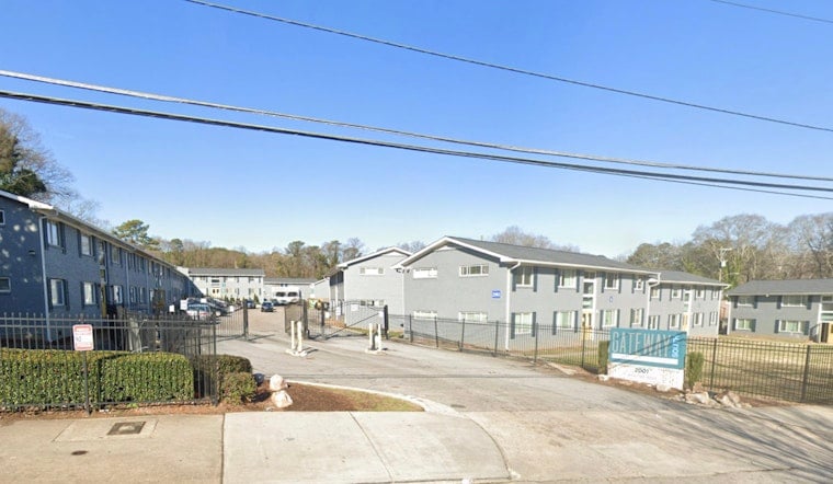 Southwest Atlanta Brothers Say Apartment Floor Split Open Beneath Them