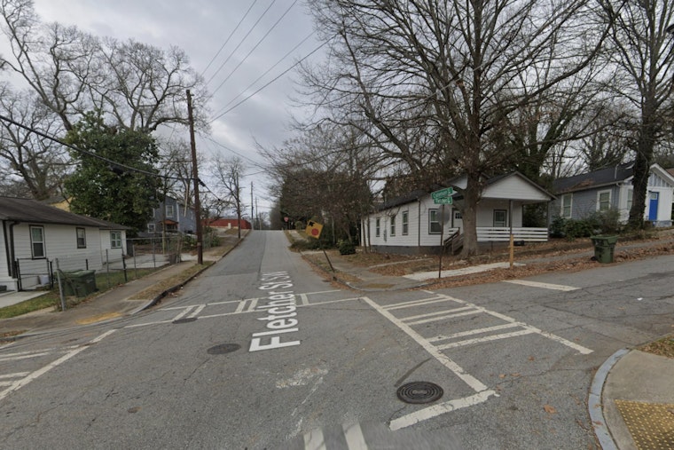 Southwest Atlanta Man Barricades Himself Over Assault Warrant, Talks Continue