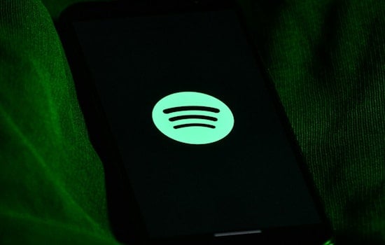 Spotify Hits 300 Million Premium Subs as L.A. Studios Crank Up AI Remix Revolution