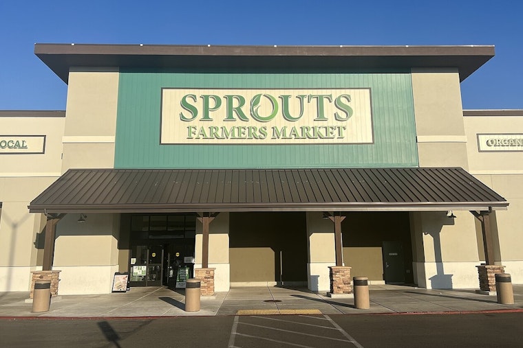 Sprouts Anchors New 51,000-Square-Foot Shopping Center In Goodyear's Estrella