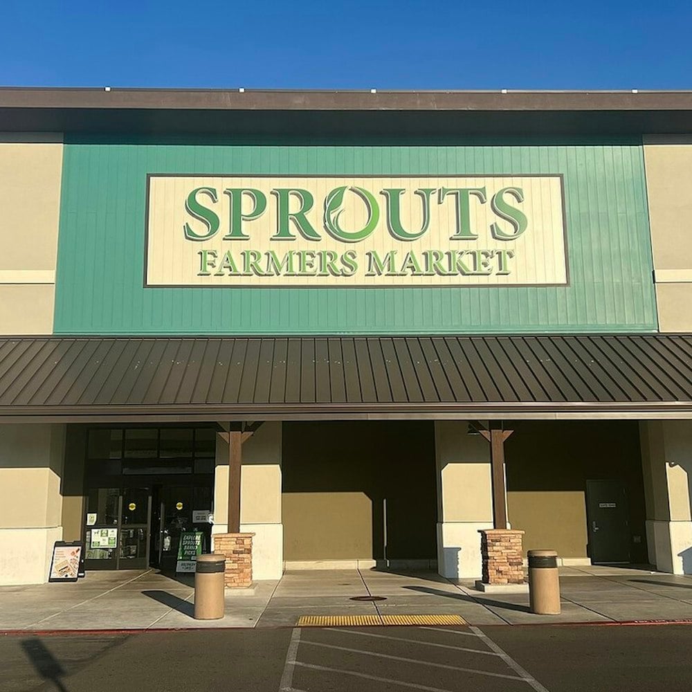 Sprouts Anchors New 51,000-Square-Foot Shopping Center In Goodyear's Estrella
