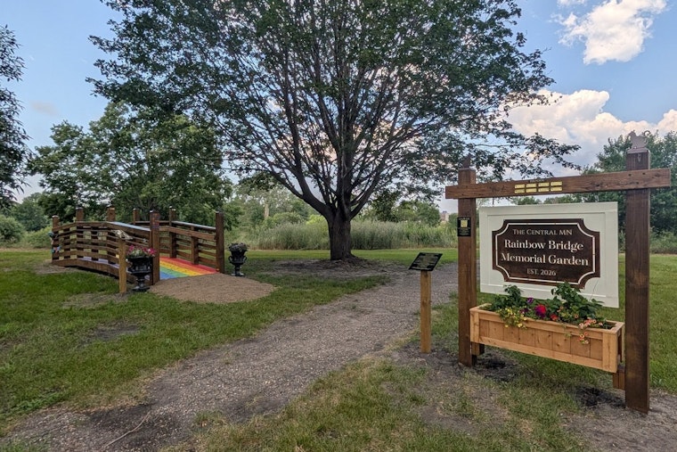 St. Cloud's New Rainbow Bridge Gives Grieving Pet Owners a Place to Mourn
