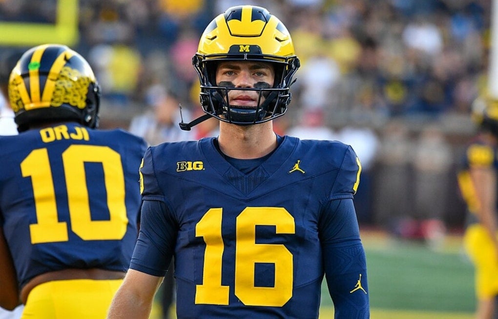 Stanford Names Cancer Survivor Davis Warren Its Starting Quarterback