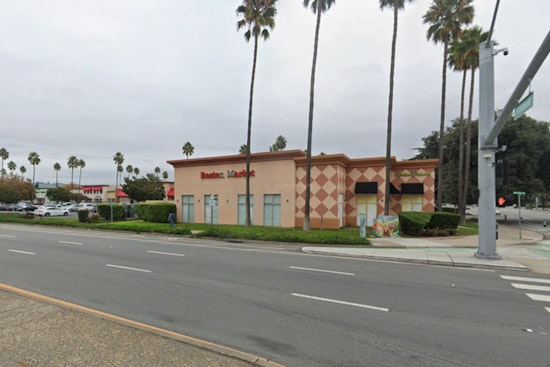Starbird Chicken Set to Fry Up New Fremont Spot at Old Boston Market Site