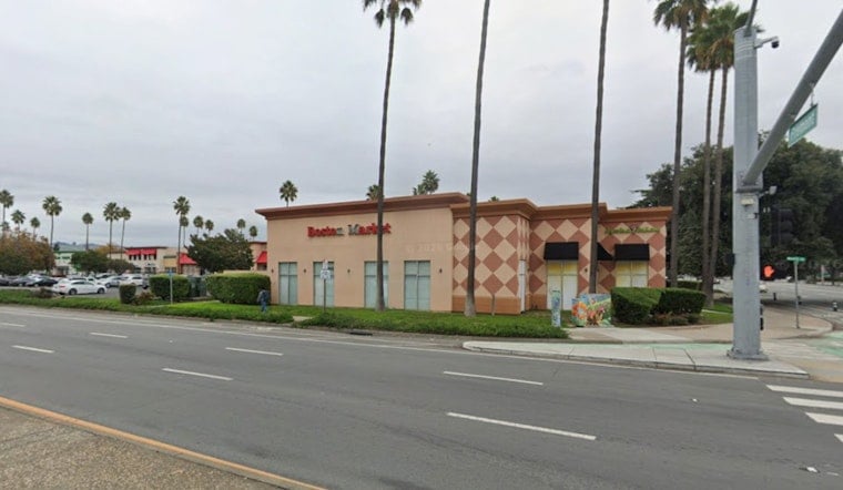 Starbird Chicken Set to Fry Up New Fremont Spot at Old Boston Market Site