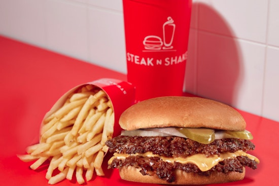 Steak ’n Shake Bets Big on New Orleans Fair Grounds