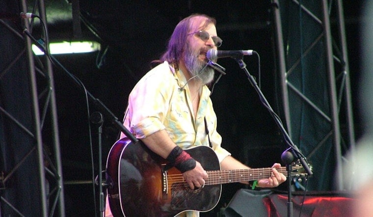 Steve Earle Roars Into Arlington With 51 Years of Songs, Memoir Preview
