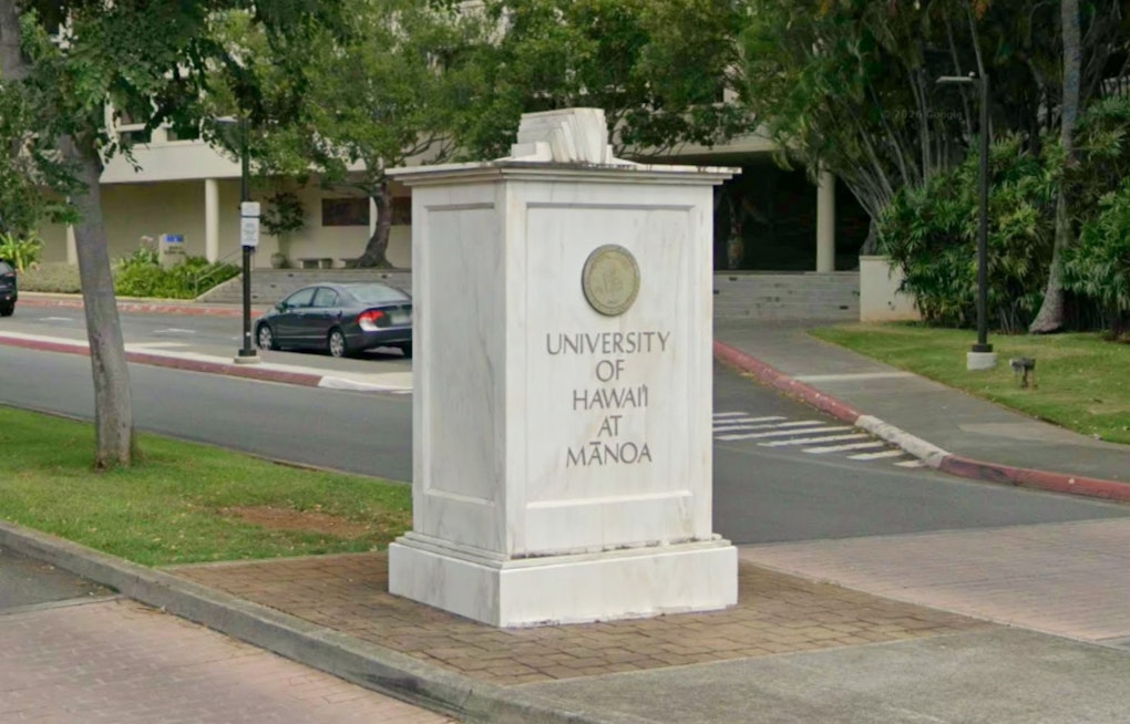 Still Pumping Iron: 106-Year-Old Honolulu Gym Rat Prof Flexes Back on Campus at UH Mānoa