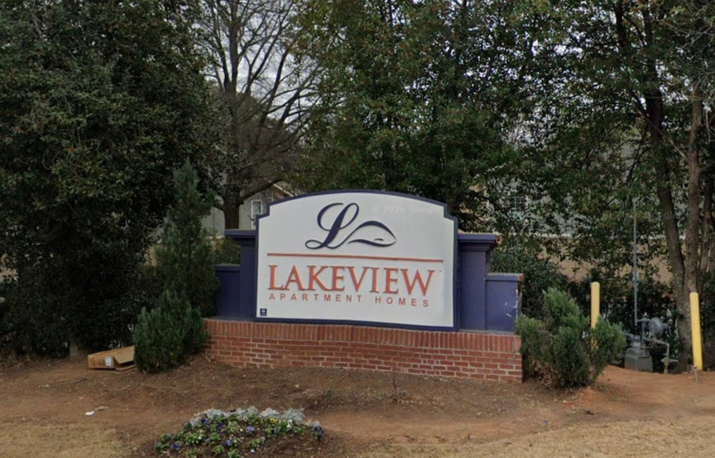 Stone Mountain Complex Loses Clubhouse to Fire Hours After Fatal Shooting