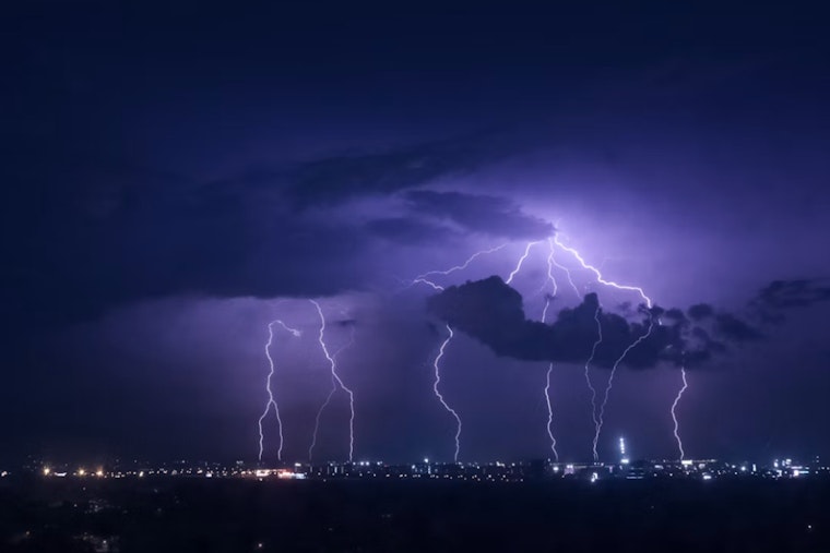 Storms Knock Out Power to 17,000 Across Orleans, Jefferson Parishes