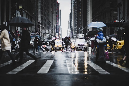 Stormy Sunday Poised To Crash NYC’s Sun-Soaked Weekend