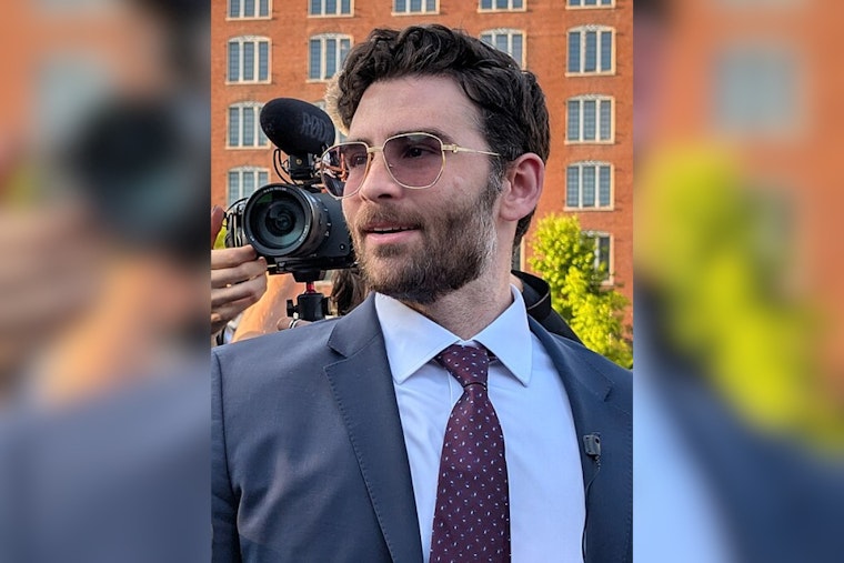 Streamers Hasan Piker, QTCinderella Take Over SF's Golden Gate Theatre Friday