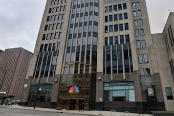 Streeterville’s NBC Tower May Swap Empty Offices for Hundreds of Apartments