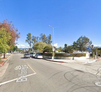 Sun Valley Storage Facility Hides Behind Nine Townhomes Near the 170 Freeway