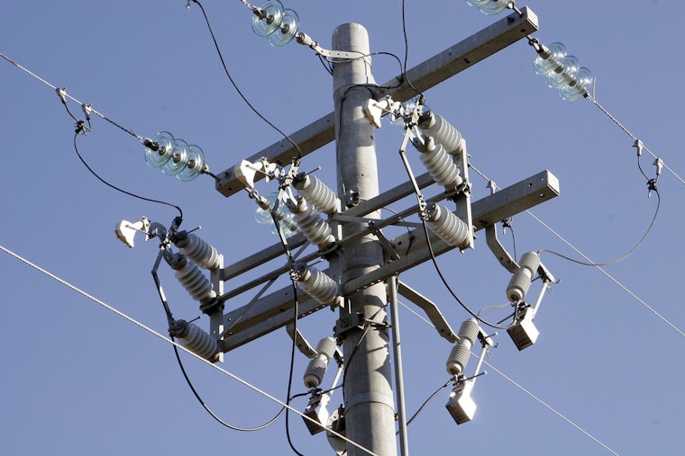 Sunday Storm Knocks Out Power to 17,000 We Energies Customers in Milwaukee Area