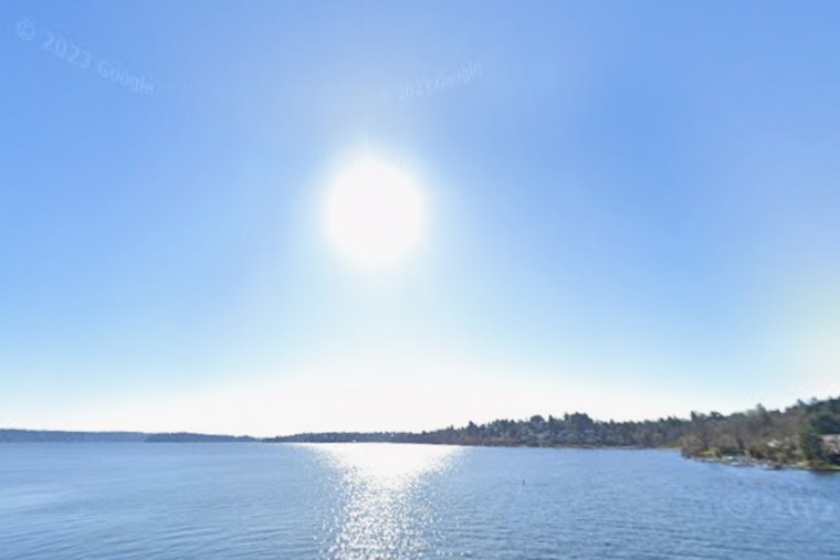 Sunny Seattle, Fiery Cascades: Red Flag Warning, Strait Winds Rattle Juan de Fuca