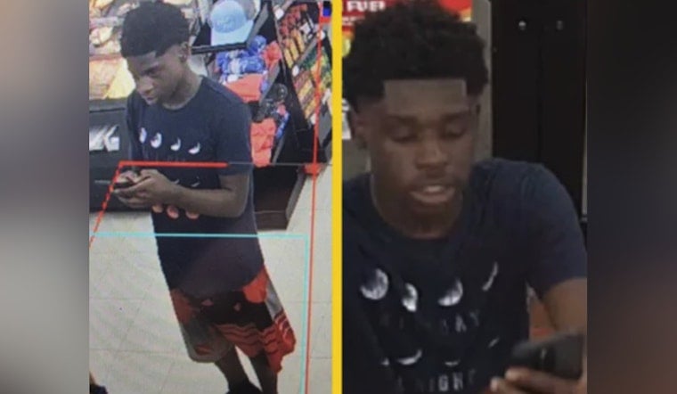 Suspect Snatches Gun From Victim's Waistband, Points It at Him in Jacksonville