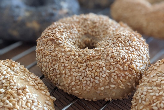 Tali's Bagels Reopens on Waimanu Street With a Full Jewish Deli Menu