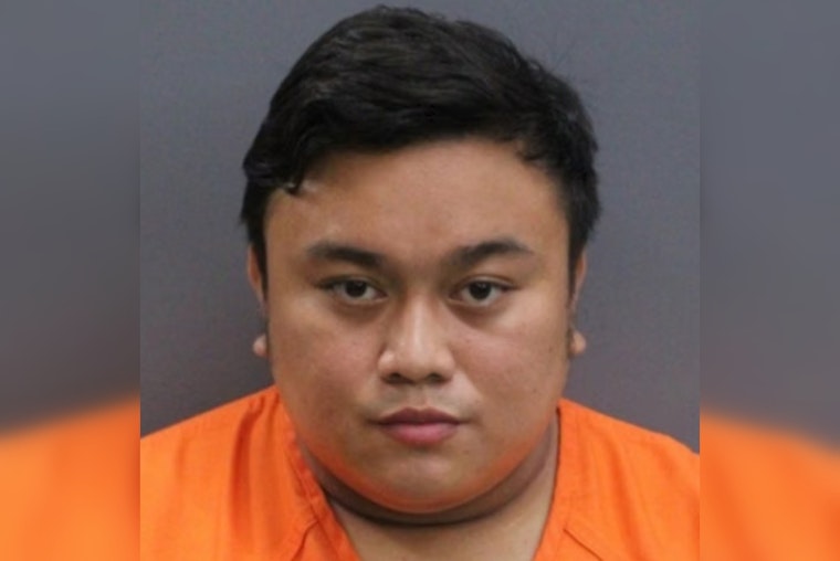 Tampa Middle School Teacher Jailed Over Texts Sent to Former Student Since 2023