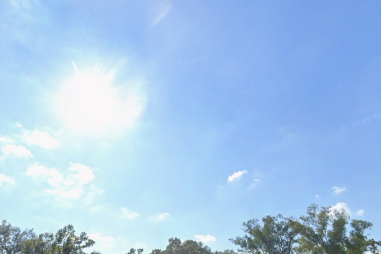 Tampa Sizzles in Steamy Sunday Scorcher as Hotter, Drier Week Looms