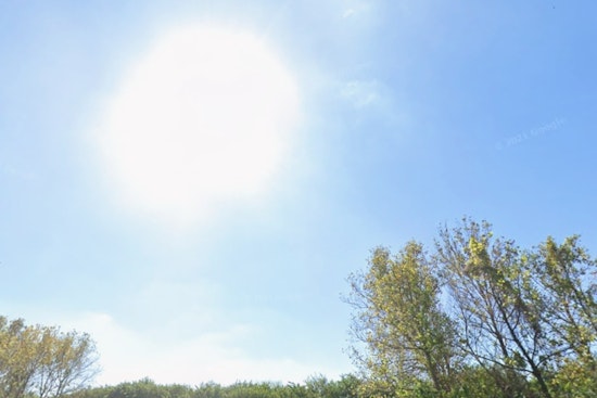 Tampa Sizzles Near 100 as Storms, Dangerous Rip Currents Slam Bay Beaches