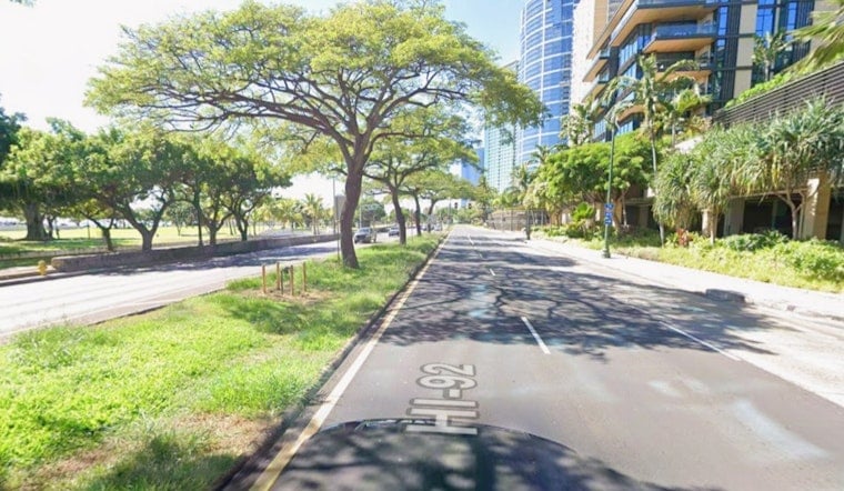 Teen Driver Hospitalized After Car Slams Into Tree Near Ala Moana Center