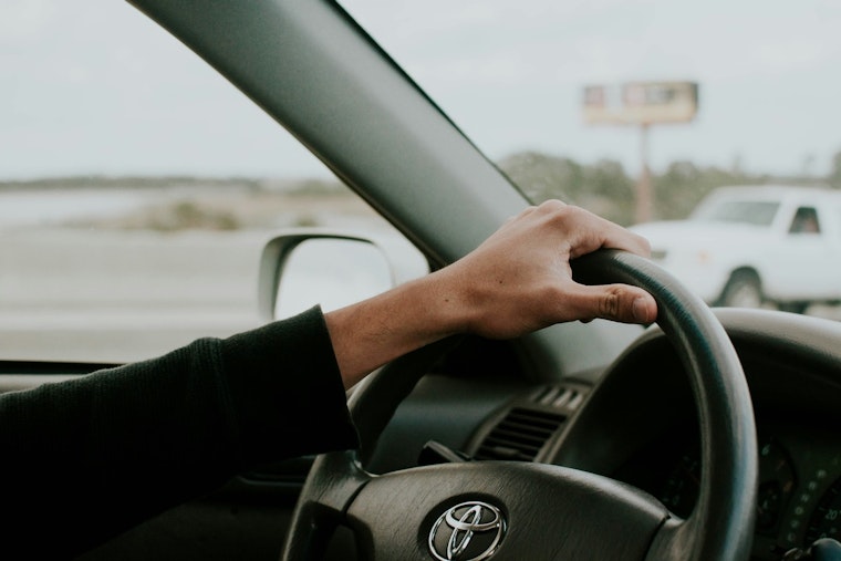 Tennessee Drivers With Bad Credit Pay 86% More for Car Insurance, Analysis Shows
