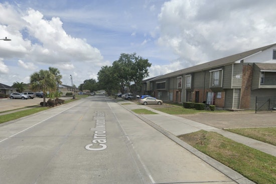 Terrytown Apartment Fire Displaces 13 as Crews Battle Flames in 115-Degree Heat
