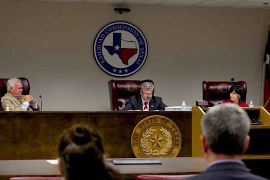 Texas Oil Regulators Kill Public Comment at Open Meetings, 2-1 Vote