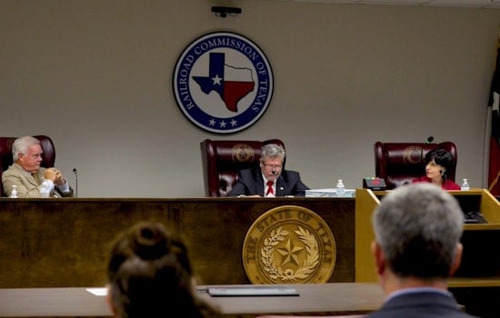 Texas Oil Regulators Kill Public Comment at Open Meetings, 2-1 Vote