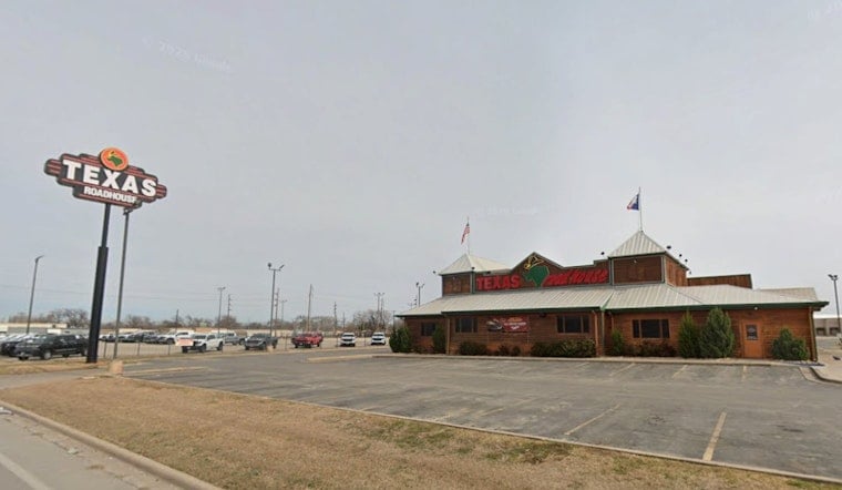 Texas Roadhouse Denies Viral Claim Black Diners' Food Was Tampered With