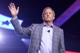 Texas Squeezes Meta for $1 Billion More, This Time Over Child Safety Defaults
