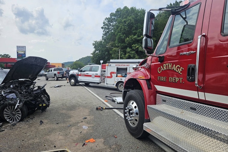 Three Airlifted After Dixon Springs Highway Wreck in Smith County