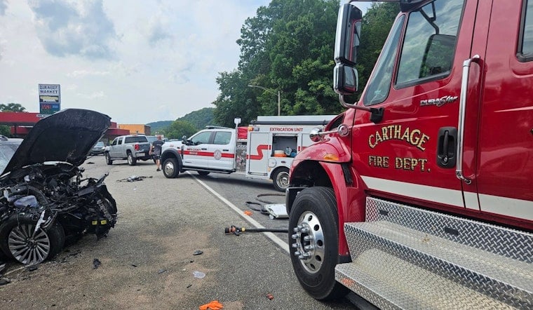 Three Airlifted After Dixon Springs Highway Wreck in Smith County