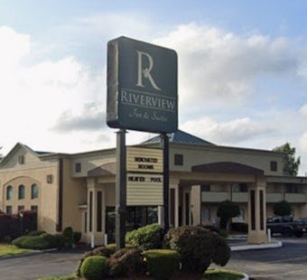 Three Hospitalized After Stabbing At Somerset Hotel