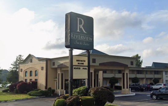 Three Hospitalized After Stabbing At Somerset Hotel