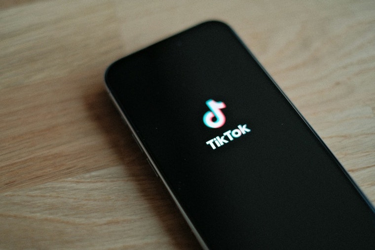 TikTok Cuts Secret Deals in L.A. Teen Addiction Suits as Social Media Showdown Looms