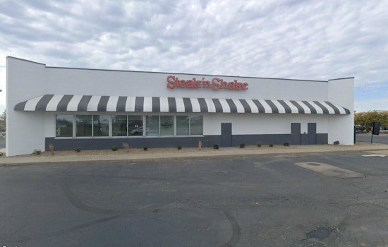 Toddler Mauled by Pit Bull at Kansas City Steak 'n Shake, Family Sues