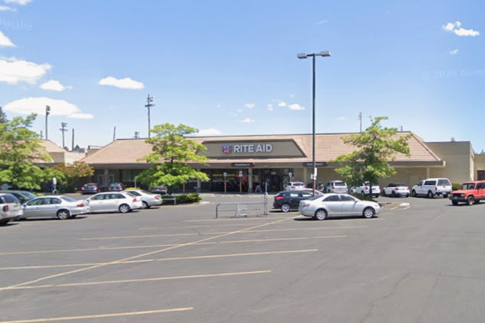 Tractor Supply Targets October Opening in Bend's Old Rite Aid Building