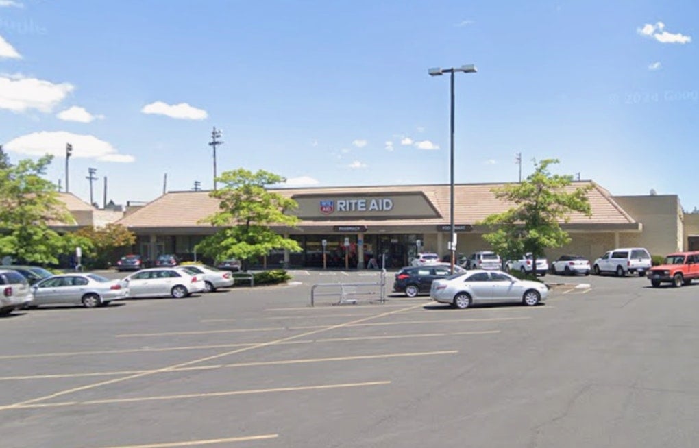 Tractor Supply Targets October Opening in Bend's Old Rite Aid Building