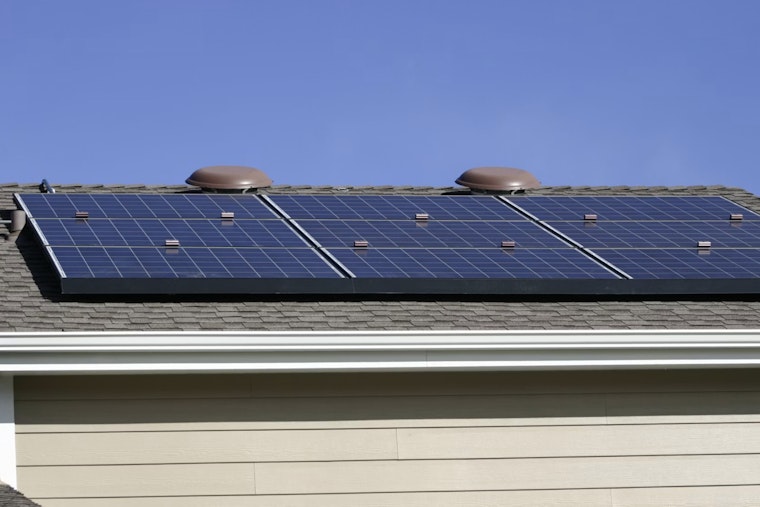 Treasure Coast ‘Solar Savings’ Pitches Leave Homeowners Sunburned by 25-Year Debt