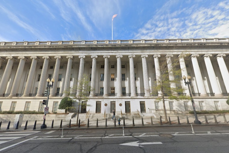 Treasury Flags $4.9B in Suspected Smuggling Cash, Reports Plunge 62% Since Election