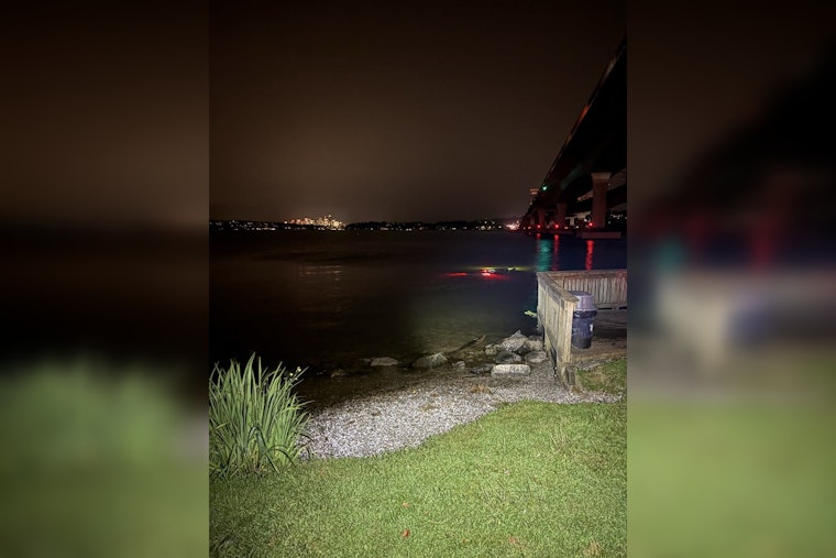 Truck Found Submerged in Lake Washington at Day Street, Divers Find No One Inside