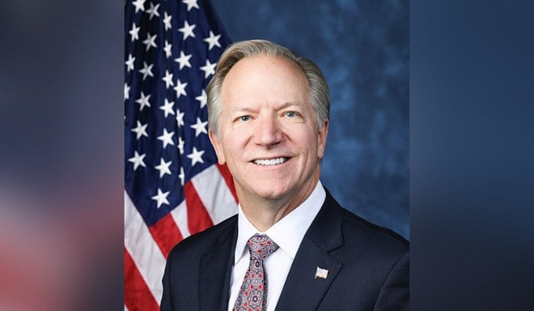 Trump-Backed ‘Doc’ Bob Onder Coasts to GOP Nod in Missouri’s Redrawn 3rd District