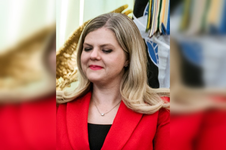 Trump Taps White House Aide Heidi Overton to Run FDA, Sets Up Abortion Pill Fight