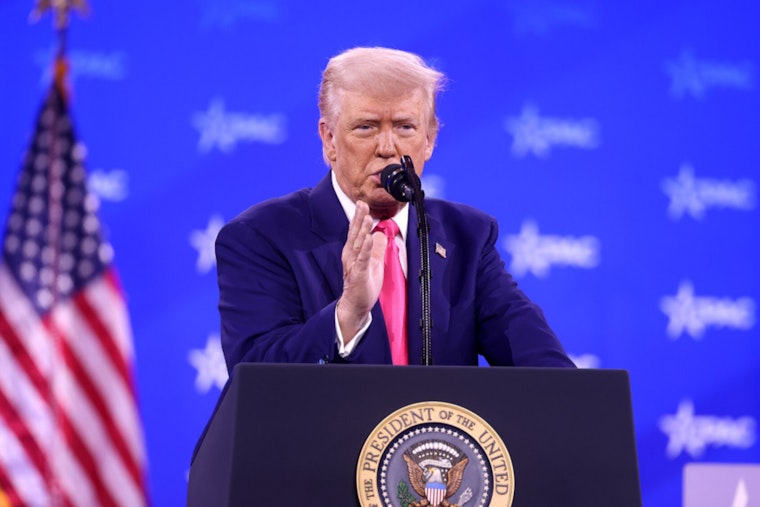 Trump Touts 9 of 10 FBI Most Wanted Fugitives Captured, Calls It a Virtual Record