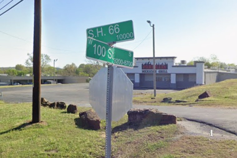 Tulsa Man, 78, Dies in Sapulpa Ditch as Cars Passed for Two Hours