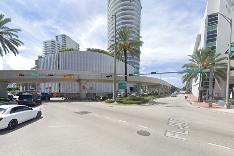 Two Waymo Robotaxis Deadlock at Miami Beach Intersection, Snarl Traffic