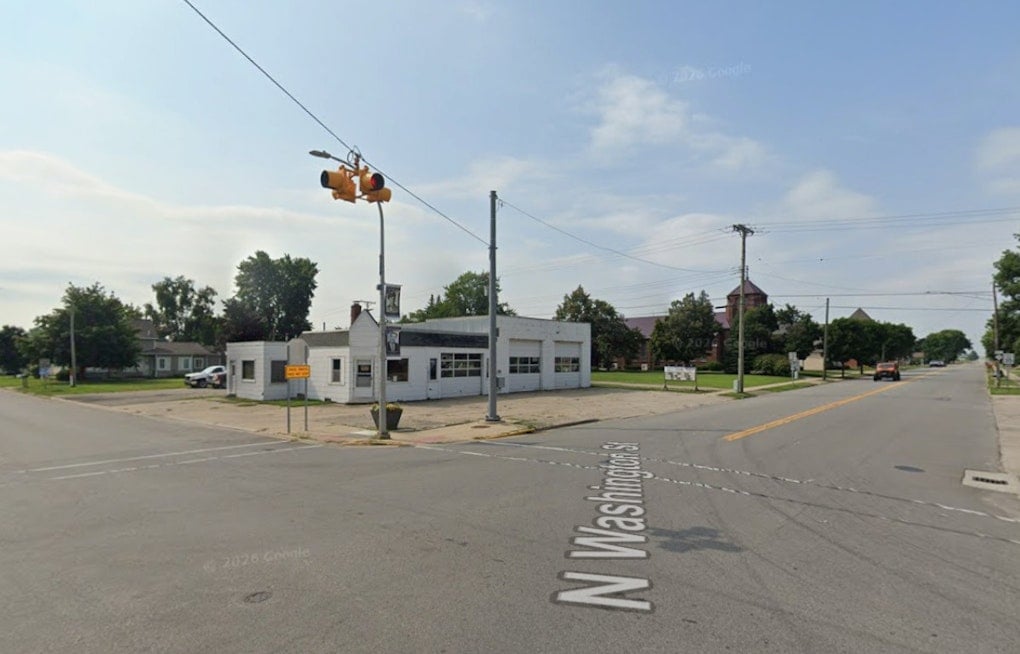 Ubly's Rusted-Out Dunk's Garage Gets $350K to Become a Downtown Café