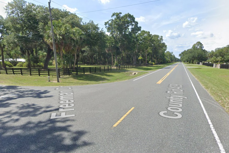 Umatilla Man Dies After Head-On Crash Shuts Down CR 439 in Lake County